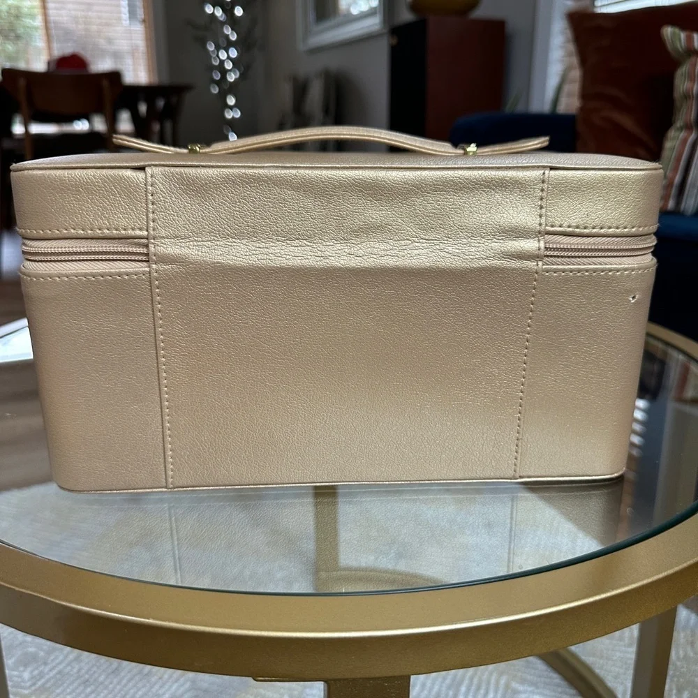 Estée Lauder Cosmetic Travel Box
